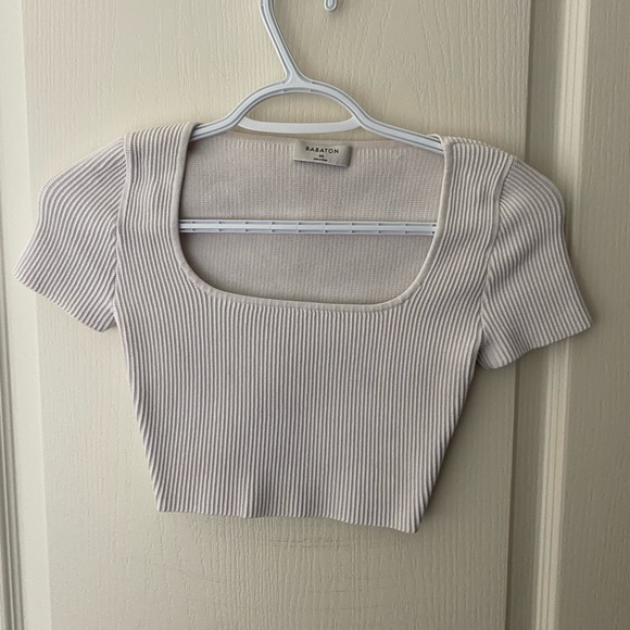 ARITZIA BABATON SCUPLT KNIT SAUARE NECK TOP - Picture 2 of 8